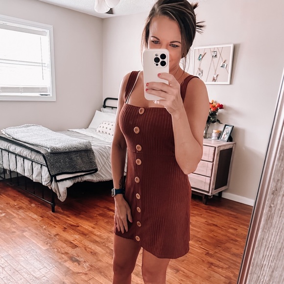 privacy please ribbed button front mini dress - Picture 4 of 9